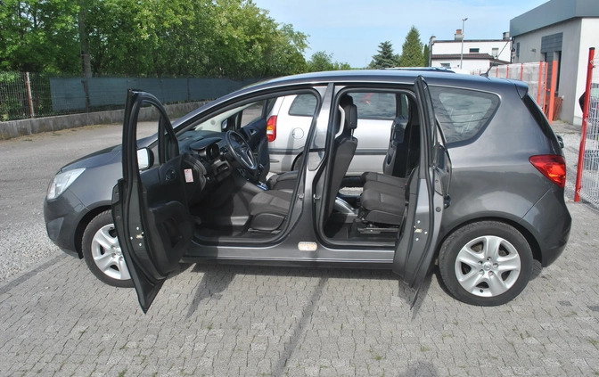 Opel Meriva cena 22499 przebieg: 198765, rok produkcji 2010 z Prabuty małe 154